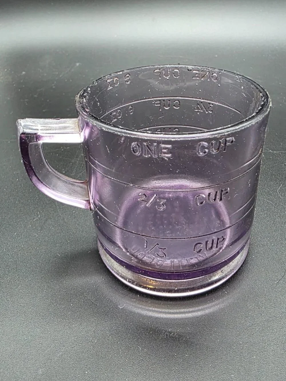 VINTAGE RARE purple GLASS 1-CUP MEASURING CUP Embossed